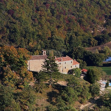 Отель Borgo Di Carpiano Mengara Экстерьер фото