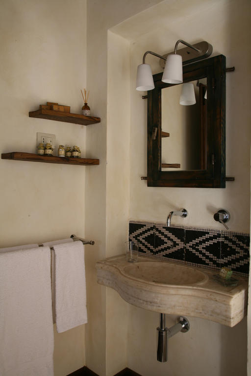 Отель Borgo Di Carpiano Mengara Номер фото