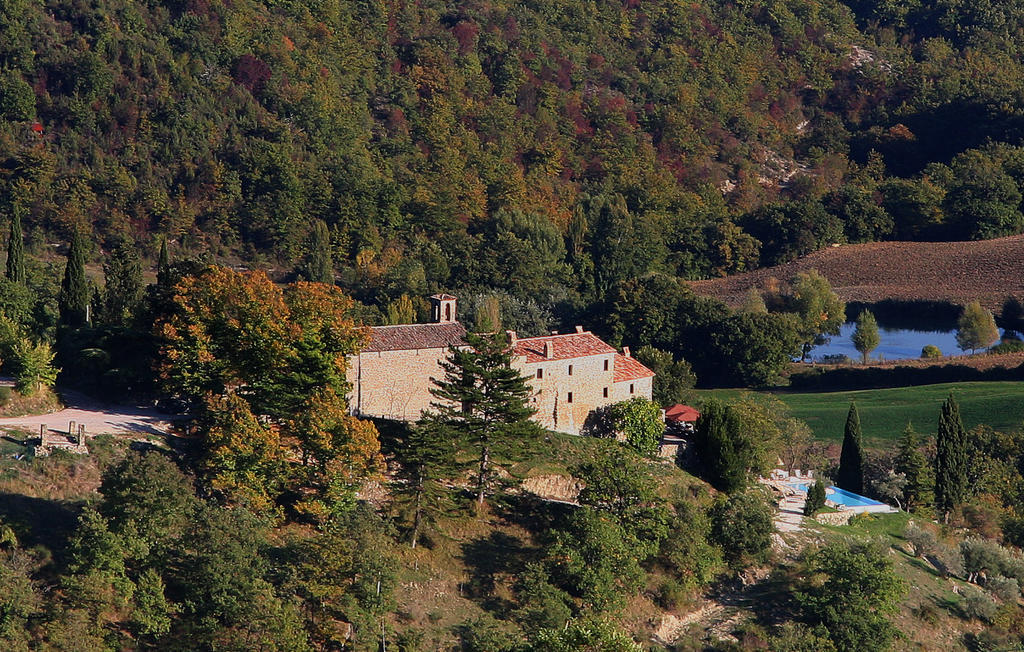 Отель Borgo Di Carpiano Mengara Экстерьер фото