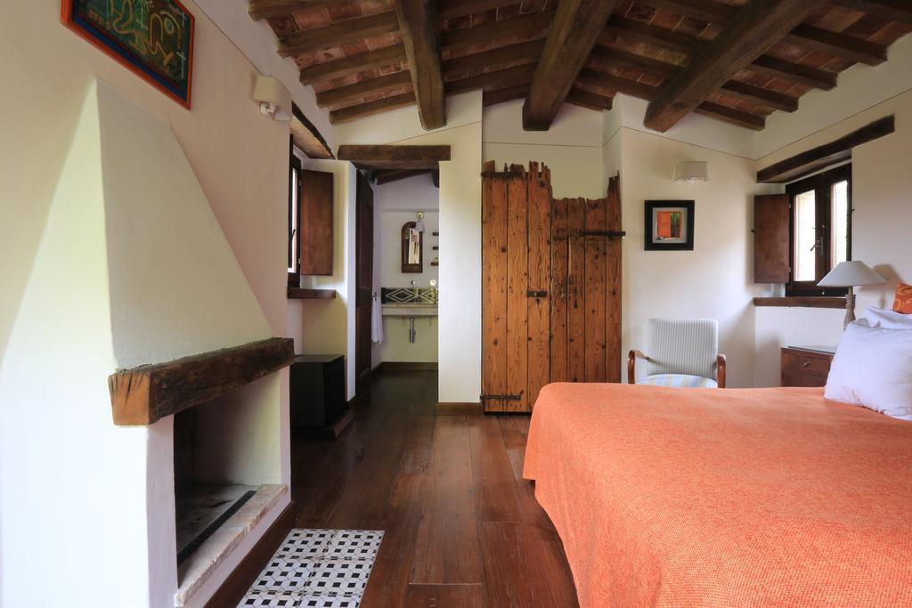Отель Borgo Di Carpiano Mengara Экстерьер фото